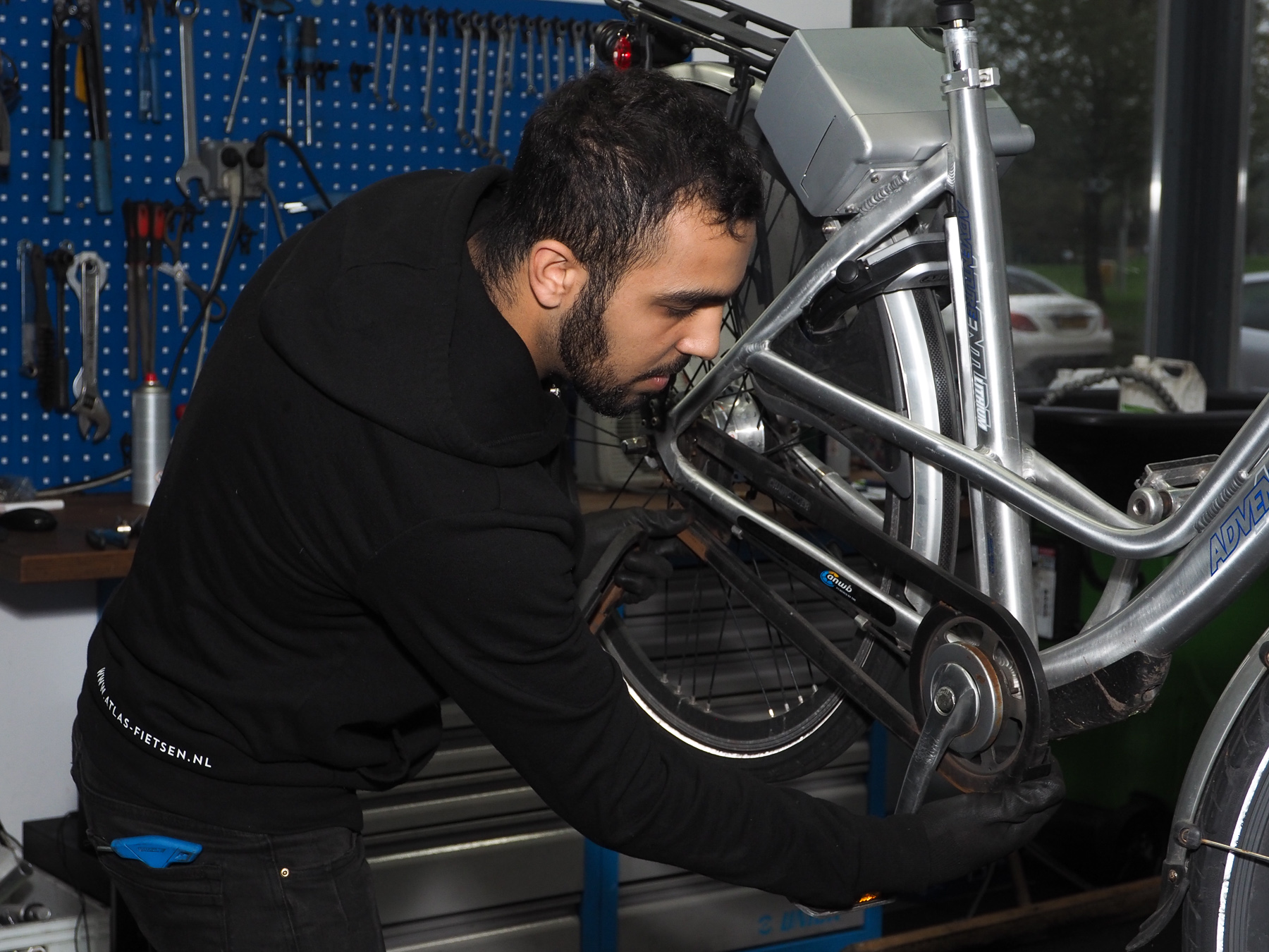 Bike Repair at Atlas Fietsen I